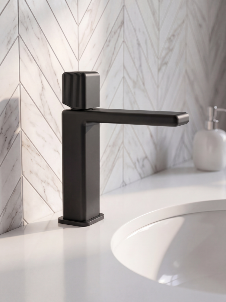 Смеситель для раковины ALTROBAGNO Эгоиста (Egoista) 0157 MB