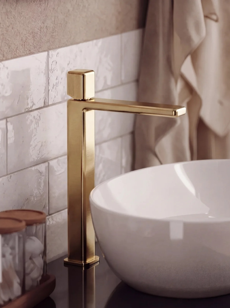 Смеситель для раковины ALTROBAGNO Эгоиста (Egoista) 010243 BG