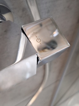 Душевая система с термостатом AltroBagno Cascata 030401 Cr