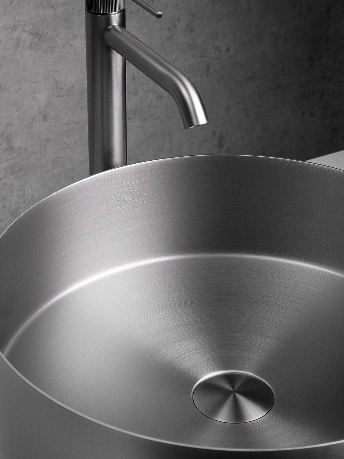 Раковина AltroBagno Luna 001002 MtGr из нержавеющей стали