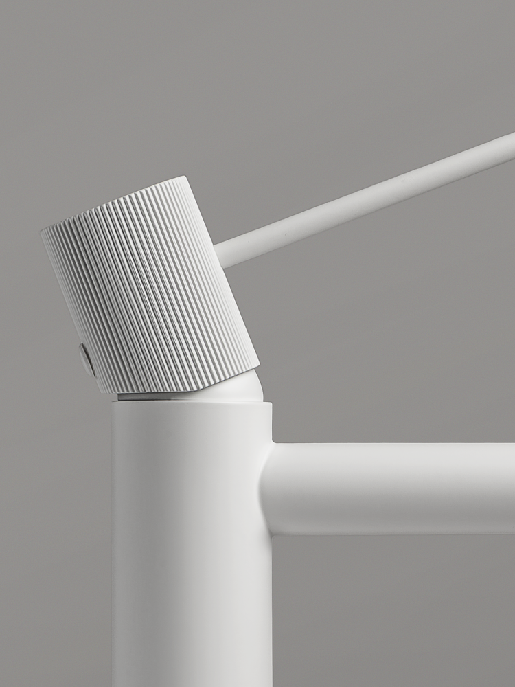 Смеситель для раковины AltroBagno Bilancia 010235 MW