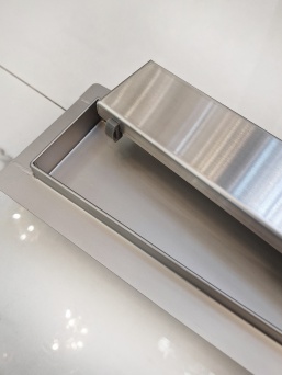 Душевой трап под плитку AltroBagno Livello 071213 Ni (80)