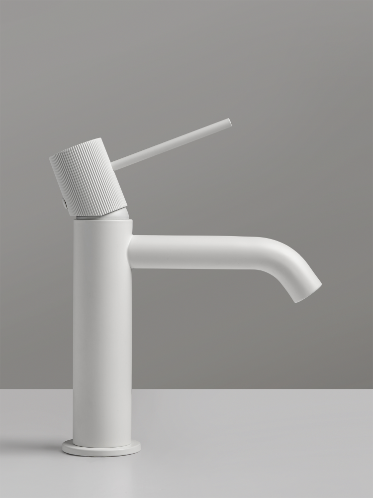 Смеситель для раковины ALTROBAGNO Биланча (Bilancia) 0150 MW