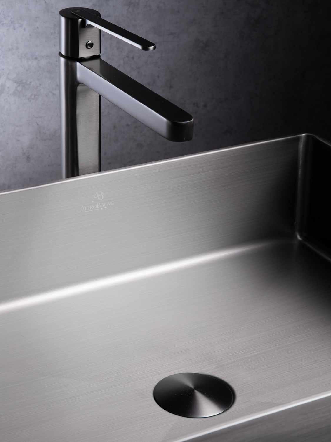 Раковина AltroBagno Astro 001018 MtGr из нержавеющей стали