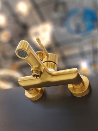 Смеситель для ванны AltroBagno Metropoli 0219 OrSp