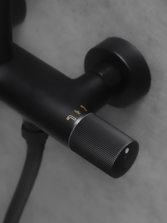 Душевая система с термостатом AltroBagno Bilancia 030430 MB