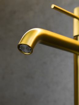 AltroBagnoBilancia010227OrSp3