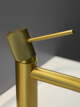 Смеситель для раковины AltroBagno Bilancia 0142 BG