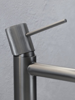 Смеситель для раковины AltroBagno Bilancia 010226 GM