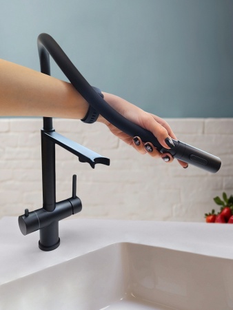 Смеситель для кухни с гибким изливом AltroBagno Flusso 050204 MB