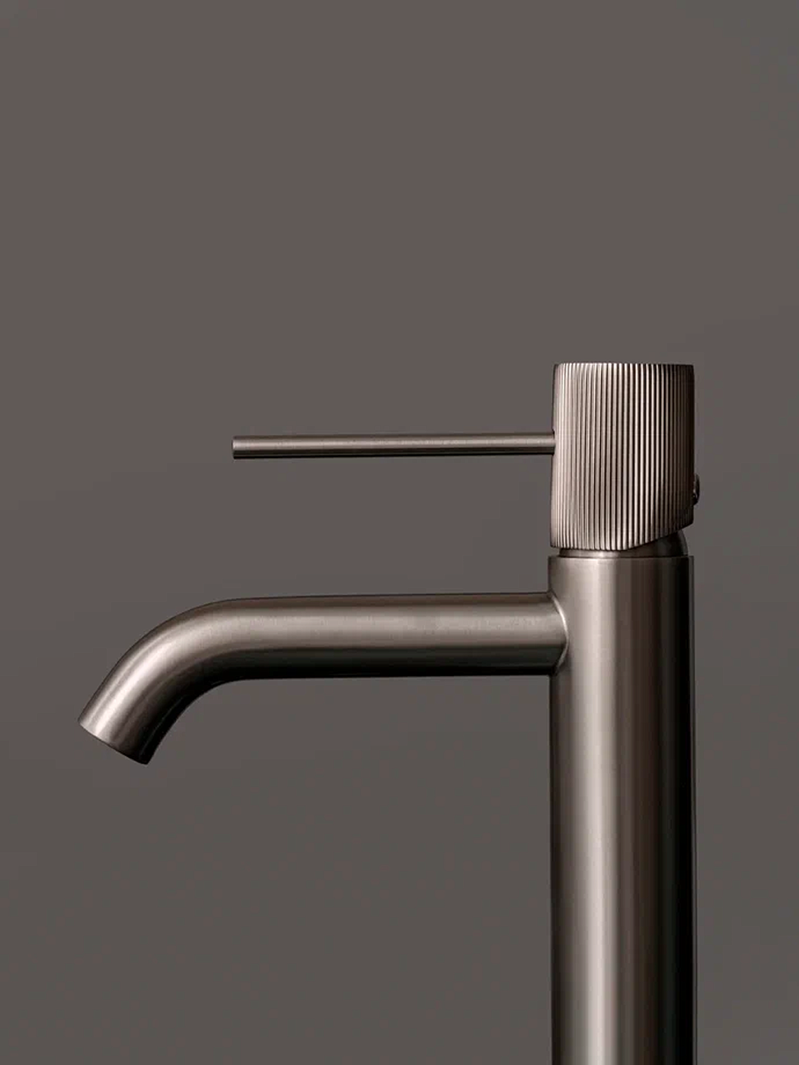 Смеситель для раковины AltroBagno Bilancia 0141 GM